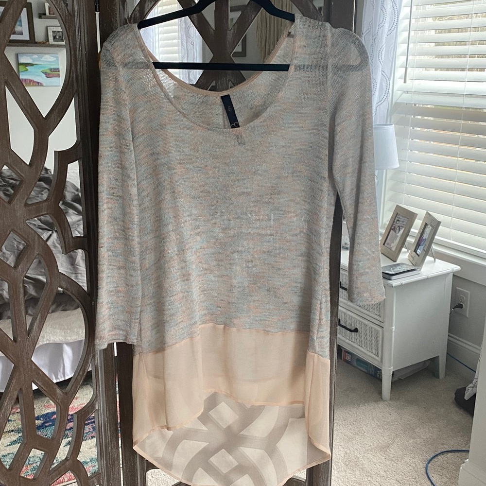Jessica Simpson flowy tunic